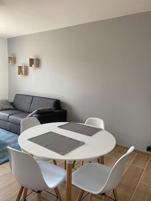 Le 102 De La Gare: Appartement Neuf Et Climatise Châlons-en-Champagne Εξωτερικό φωτογραφία